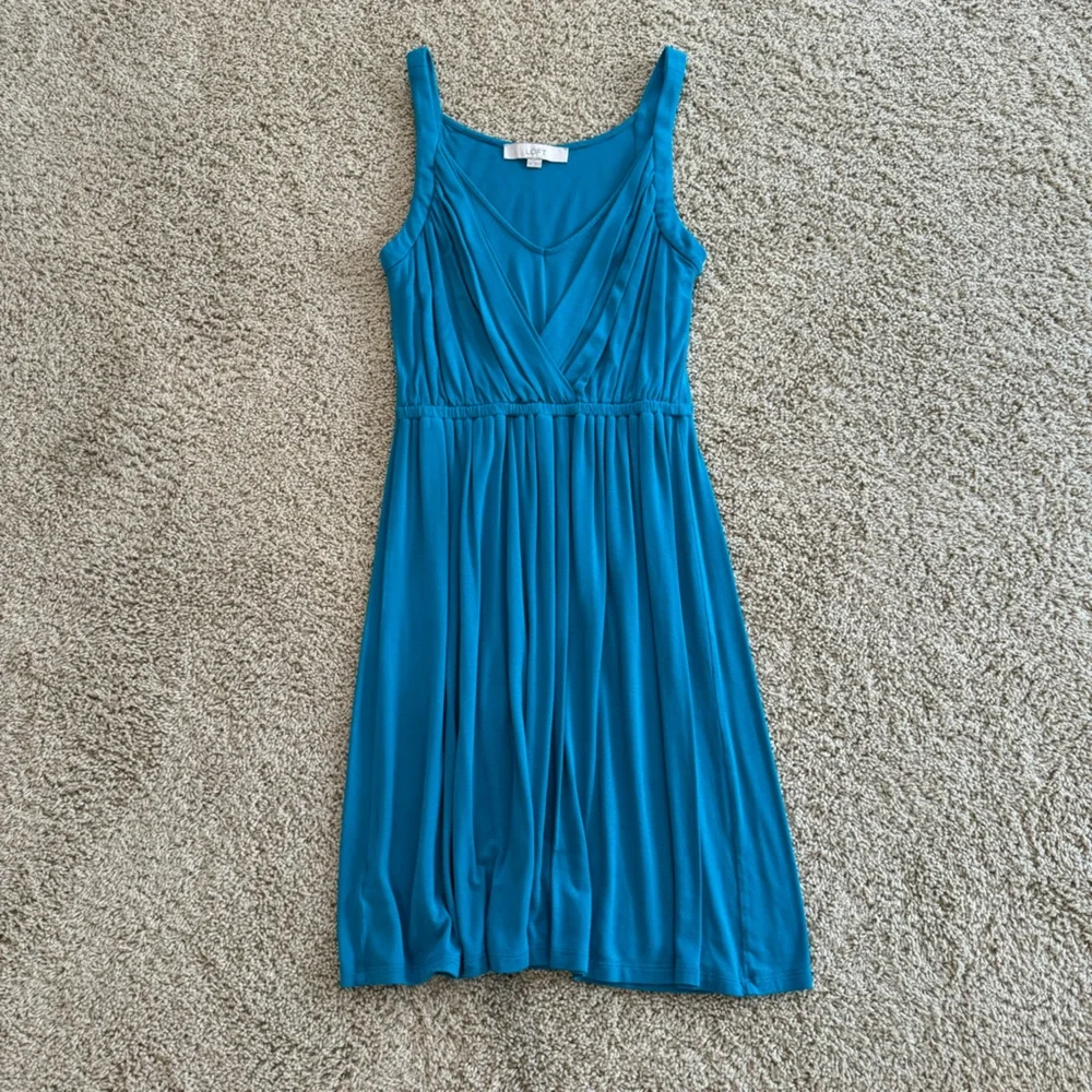 Loft Blue Jersey Knit Sleeveless Dress layered top & stretch waist. Size Small - Picture 1 of 7